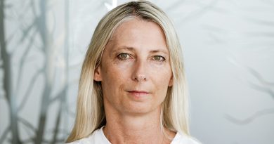 „DIE JUGEND MALT WIEDER HAKENKREUZE“